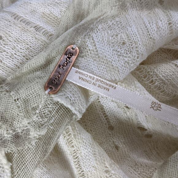 Free People Cream Gauzy Tunic Length Top sz XS - Picture 3 of 8